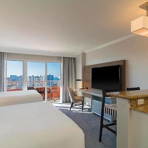 Premium Queen Room Two Queen Beds Kitchenette Partial Ocean View